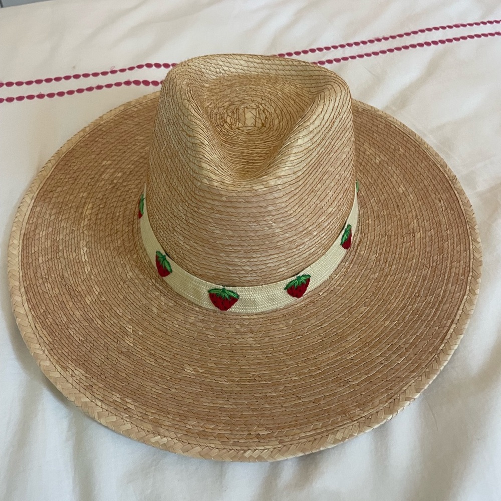 Tienda strawberry straw hat!!🍓🍓🍓